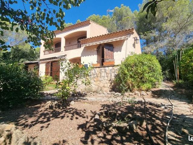 Villa 5 pièces 140 m²