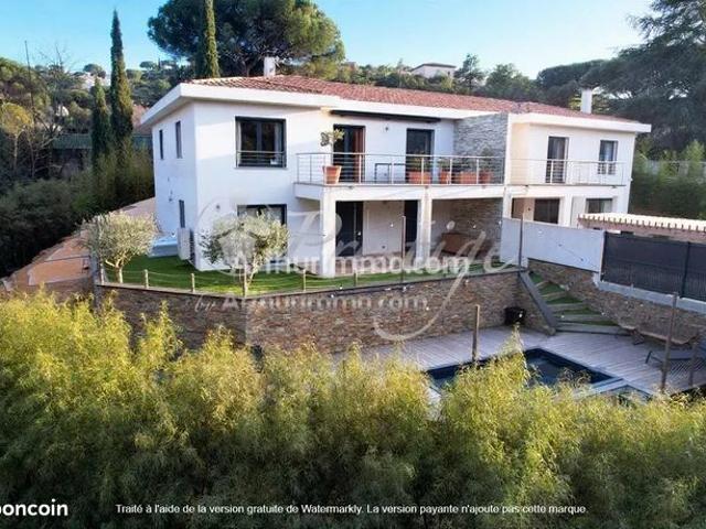 Villa 5 pièces 140 m²