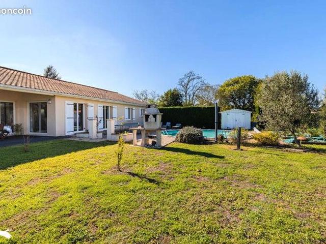 Villa 5 pièces 140 m²