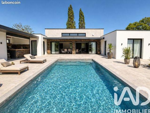 Villa 5 pièces 140 m²