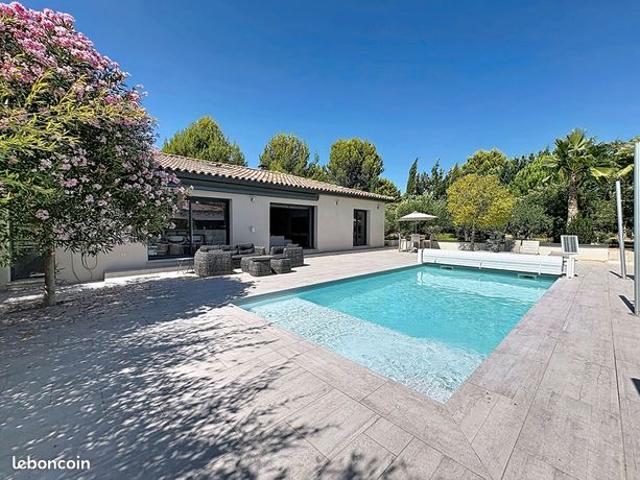 Villa 5 pièces 140 m²