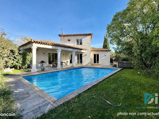 Villa 5 pièces 140 m²