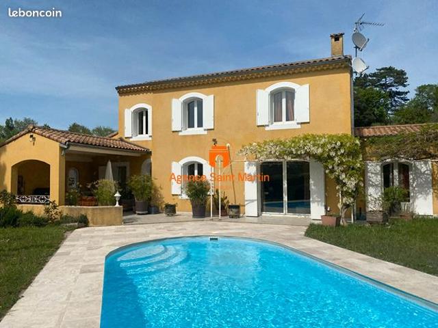 Villa 5 pièces 140 m²