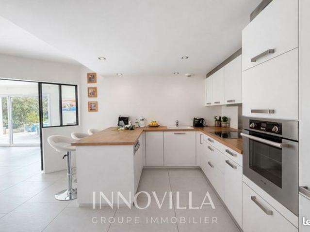Villa 5 pièces 140 m²