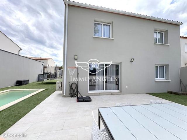 Villa 5 pièces 141 m²