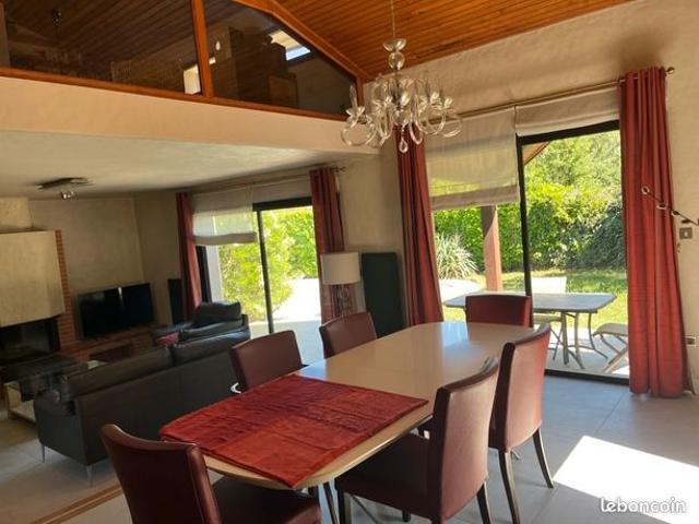 Villa 5 pièces 141 m²