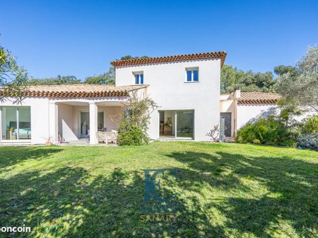 Villa 5 pièces 141 m²
