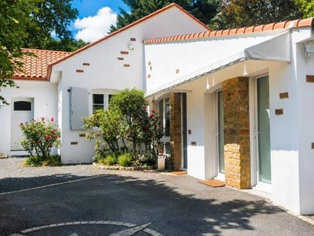 Villa 5 pièces 141 m²