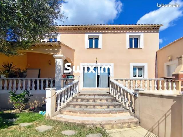 Villa 5 pièces 141 m²