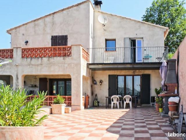 Villa 5 pièces 141 m²