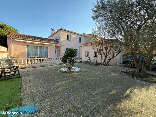 Villa 5 pièces 141 m²
