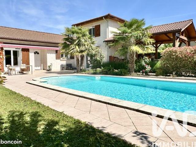 Villa 5 pièces 141 m²