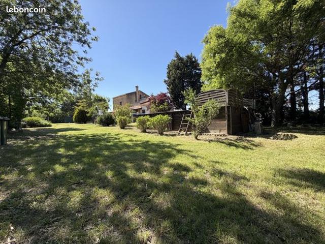Villa 5 pièces 141 m²