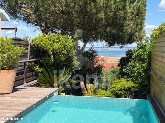 Villa 5 pièces 141 m²