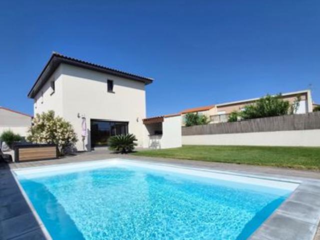 Villa 5 pièces 142 m²