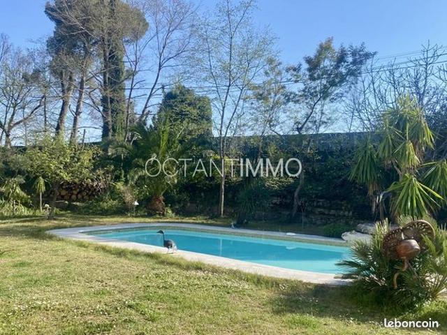 Villa 5 pièces 142 m²
