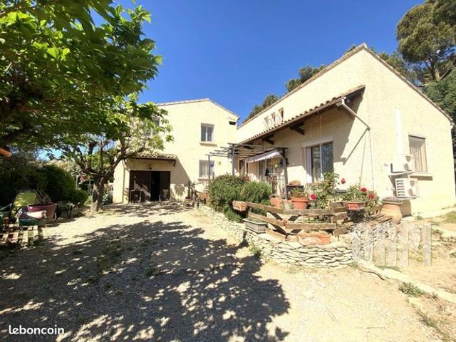 Villa 5 pièces 142 m²
