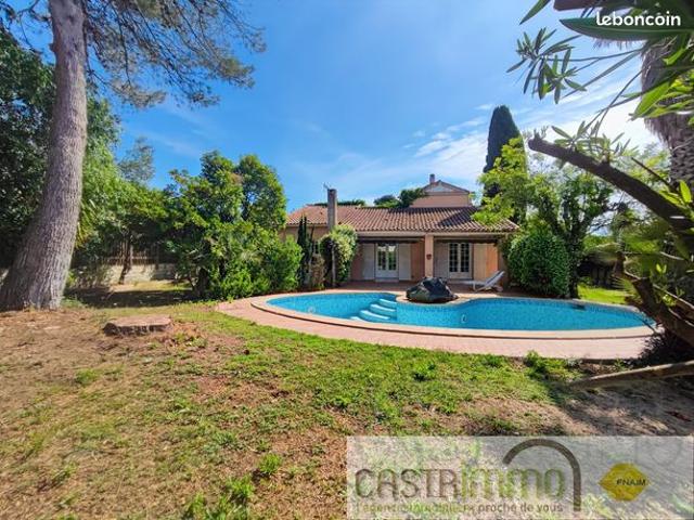 Villa 5 pièces 142 m²