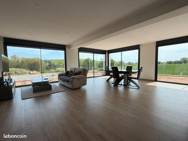 Villa 5 pièces 142 m²