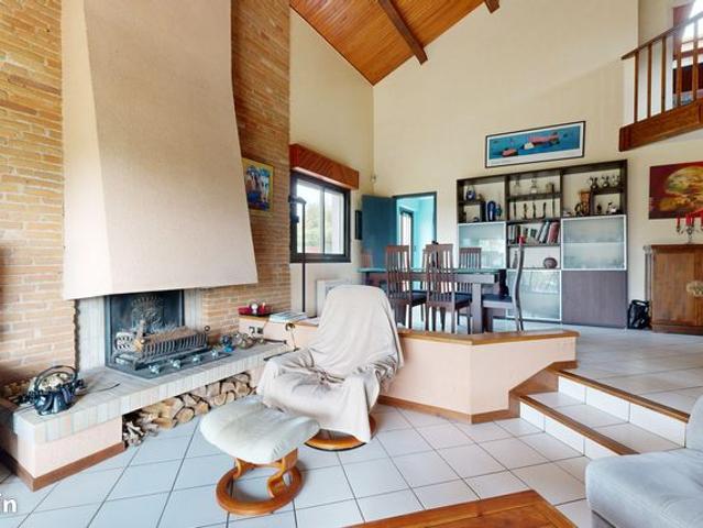 Villa 5 pièces 142 m²