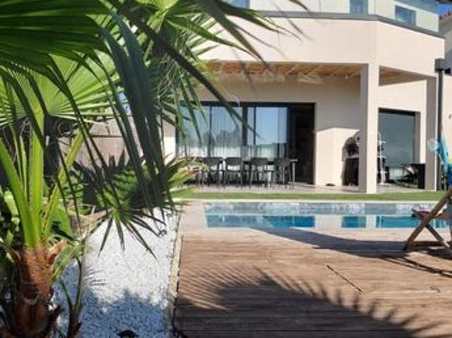 Villa 5 pièces 142 m²