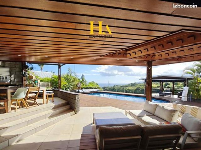 Villa 5 pièces 143 m²