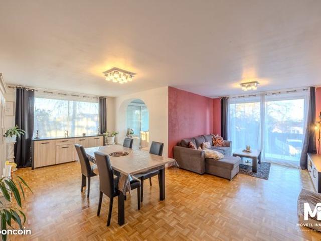 Villa 5 pièces 143 m²