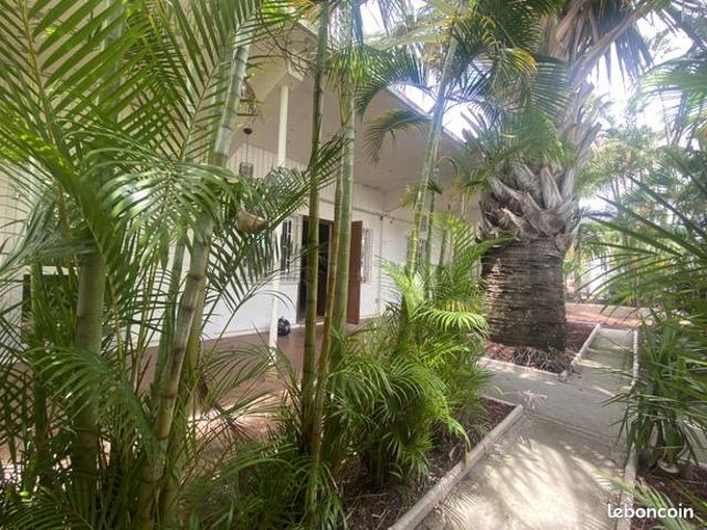 Villa 5 pièces 143 m²