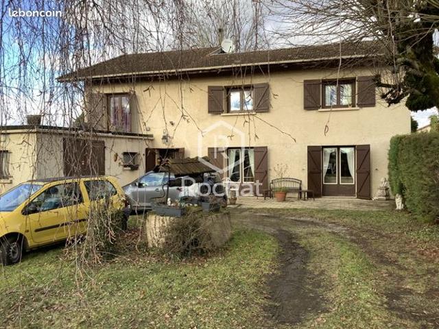 Villa 5 pièces 143 m²