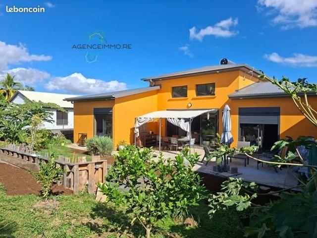 Villa 5 pièces 143 m²