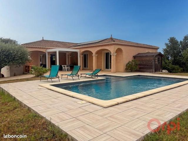 Villa 5 pièces 143 m²