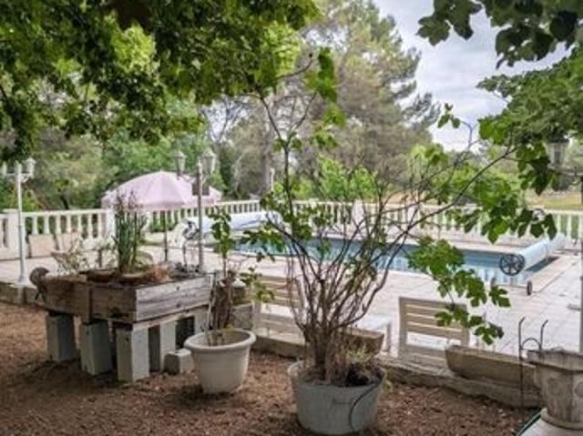 Villa 5 pièces 143 m²