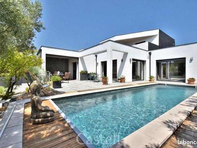 Villa 5 pièces 143 m²