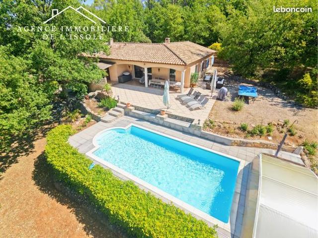 Villa 5 pièces 144 m²