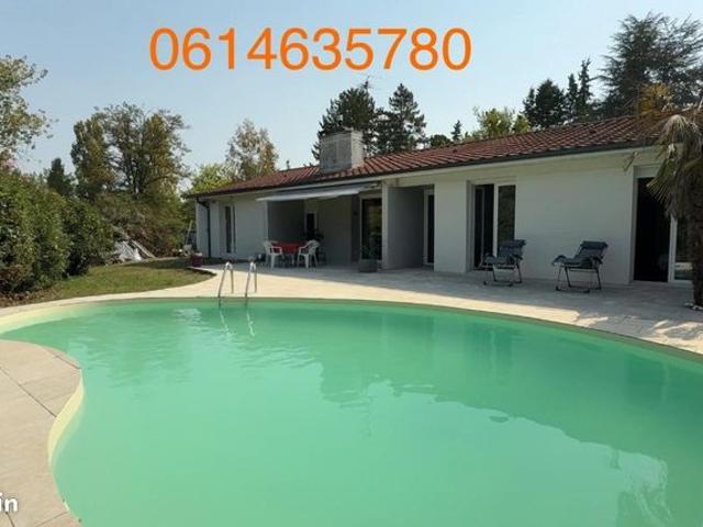 Villa 5 pièces 144 m²