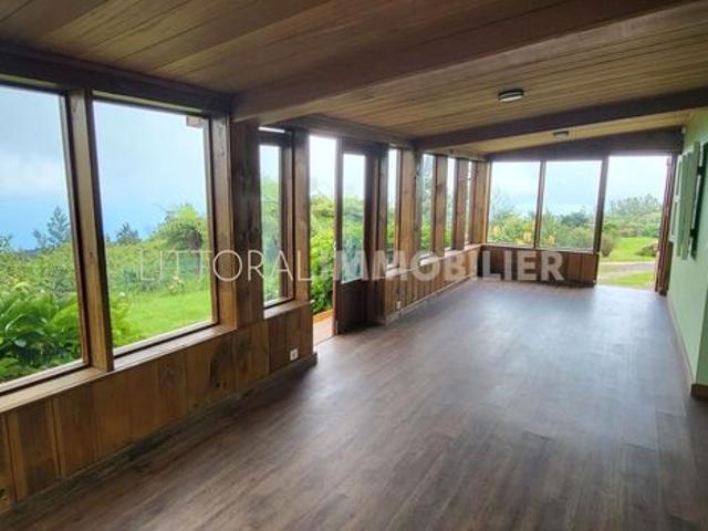 Villa 5 pièces 144 m²