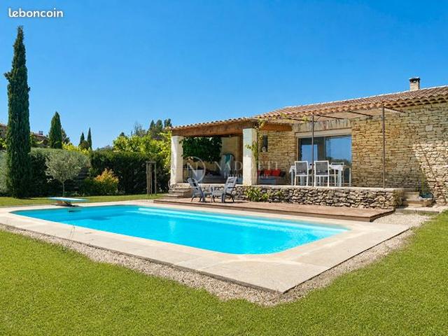 Villa 5 pièces 144 m²