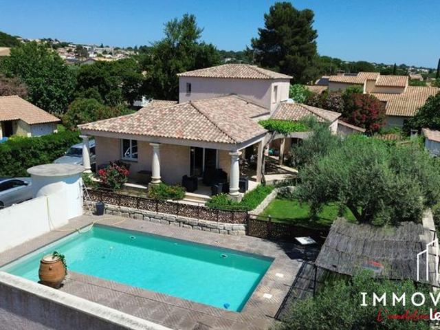 Villa 5 pièces 144 m²