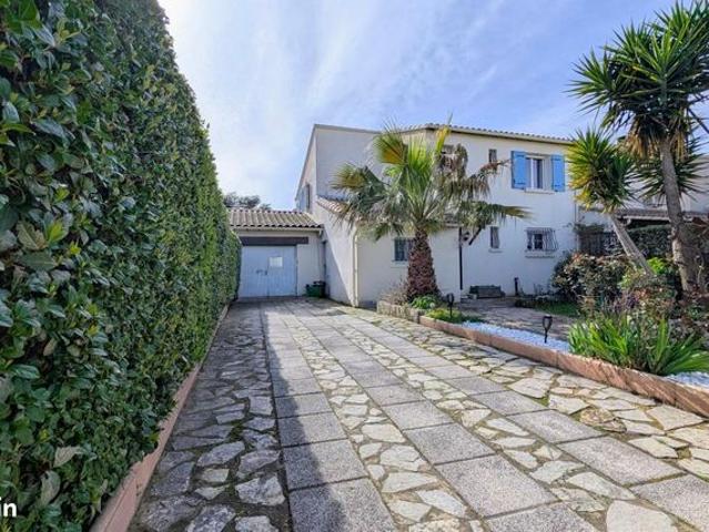 Villa 5 pièces 145 m²