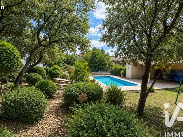 Villa 5 pièces 145 m²