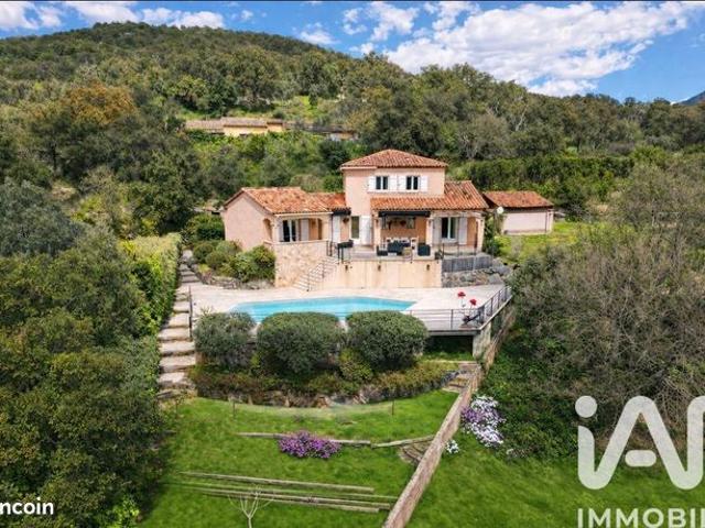 Villa 5 pièces 145 m²