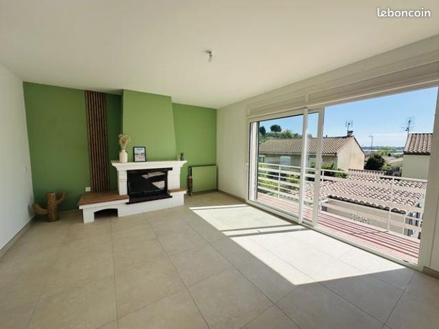 Villa 5 pièces 145 m²