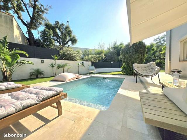 Villa 5 pièces 145 m²