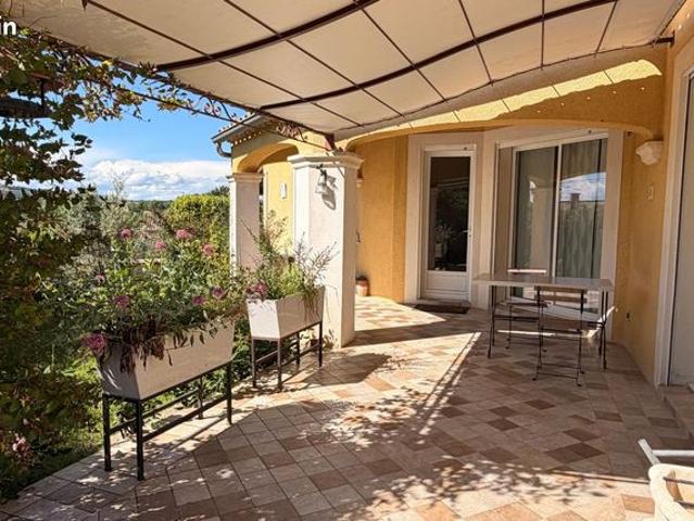 Villa 5 pièces 145 m²