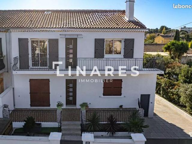 Villa 5 pièces 145 m²