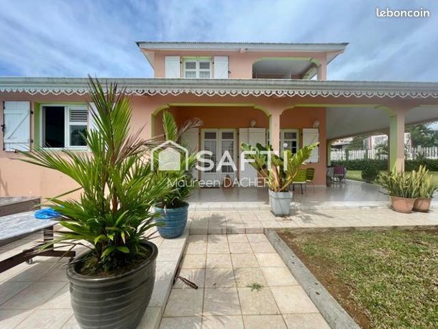 Villa 5 pièces 145 m²