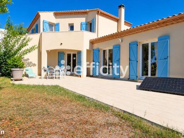 Villa 5 pièces 145 m²