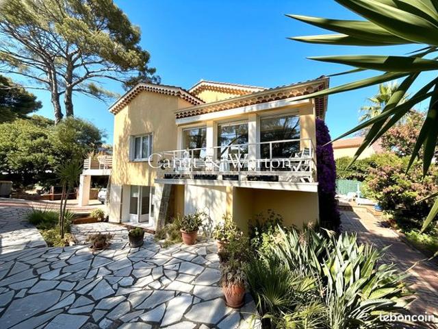 Villa 5 pièces 145 m²