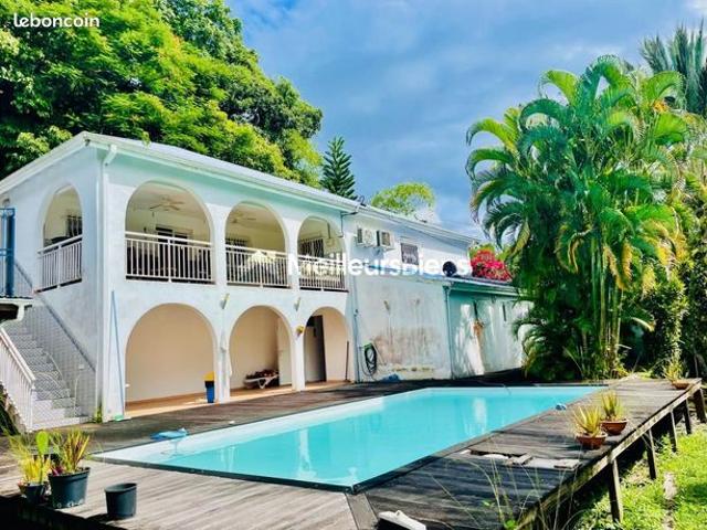 Villa 5 pièces 145 m²