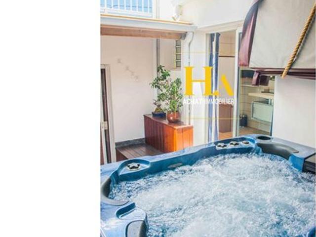 Villa 5 pièces 145 m²